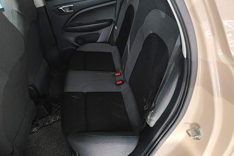 Used Leapmotor T03 2020 400 Lite Edition Left Rear Seat