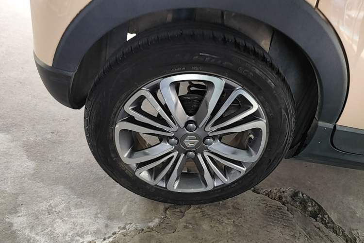 Used Leapmotor T03 2020 400 Lite Edition Right Rear Wheel Hub