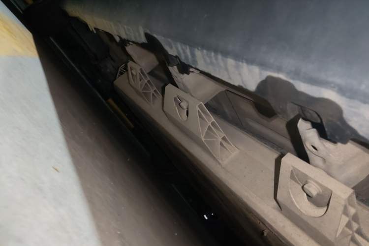 Used Leapmotor T03 2020 400 Luxury Edition Chassis Rear Left