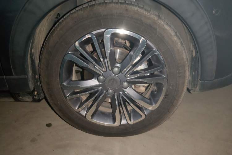 Used Leapmotor T03 2020 400 Luxury Edition Right Front Wheel Hub