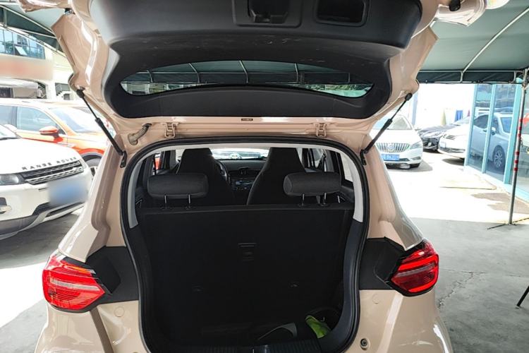Used Leapmotor T03 2020 400 Lite Edition Trunk