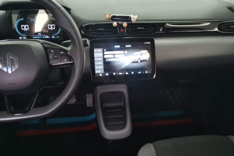 Used Leapmotor T03 2020 400 Lite Edition Audio And AC Panel