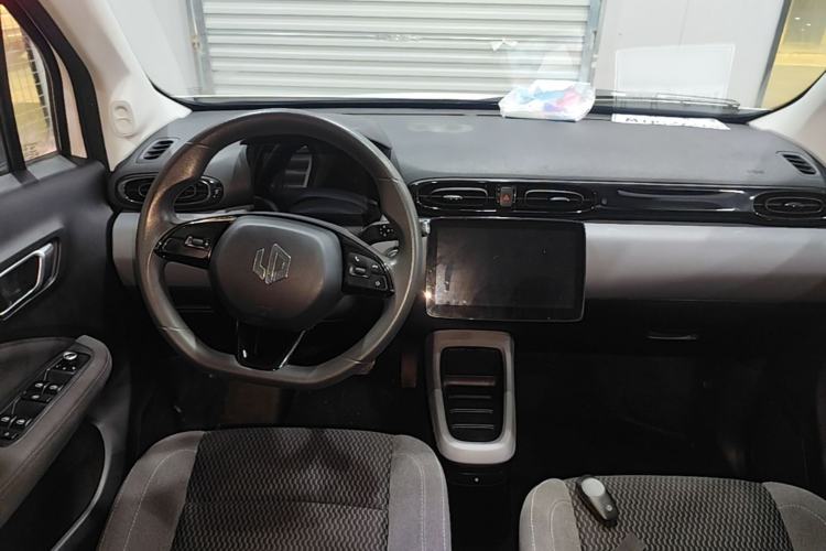 Used Leapmotor T03 2020 400 Lite Edition Center Console