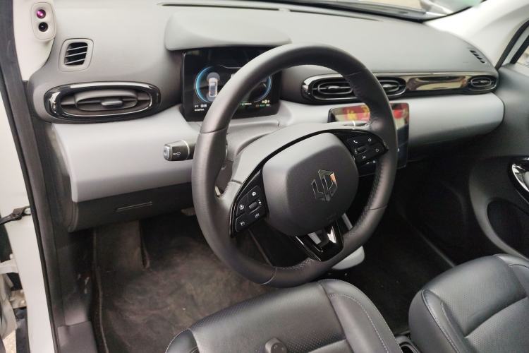 Used Leapmotor T03 2020 400 Luxury Edition Center Console