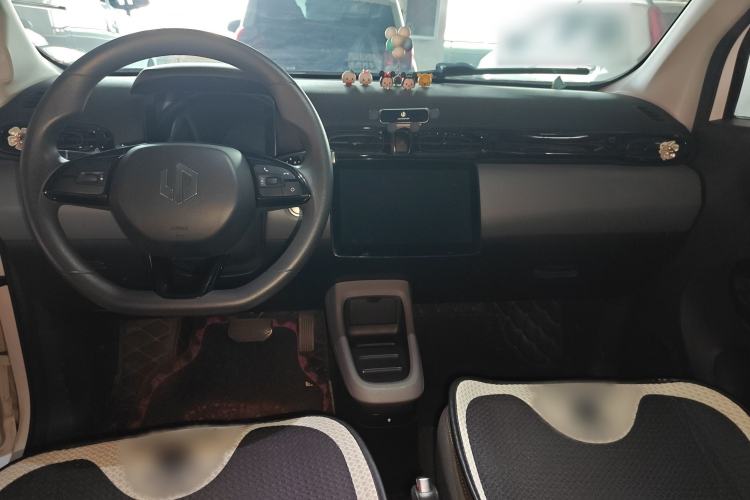 Used Leapmotor T03 2020 400 Lite Edition Center Console