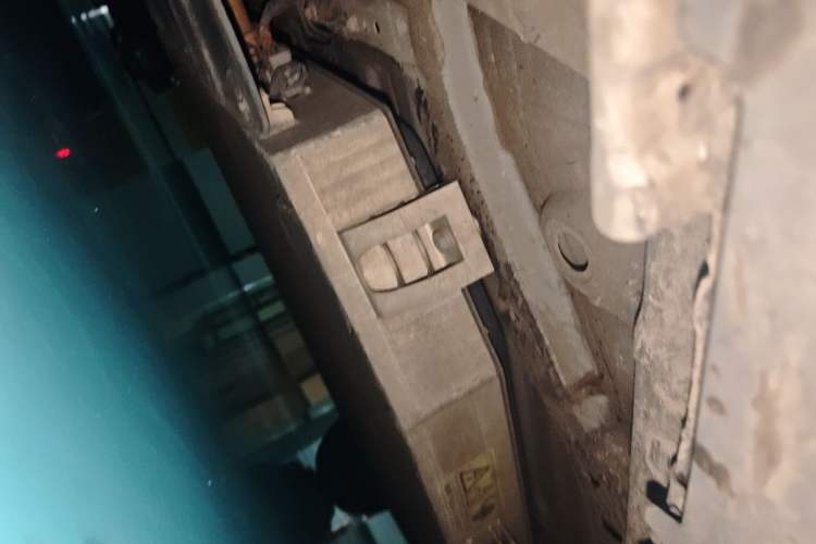 Used Leapmotor T03 2020 400 Luxury Edition Chassis Front Left
