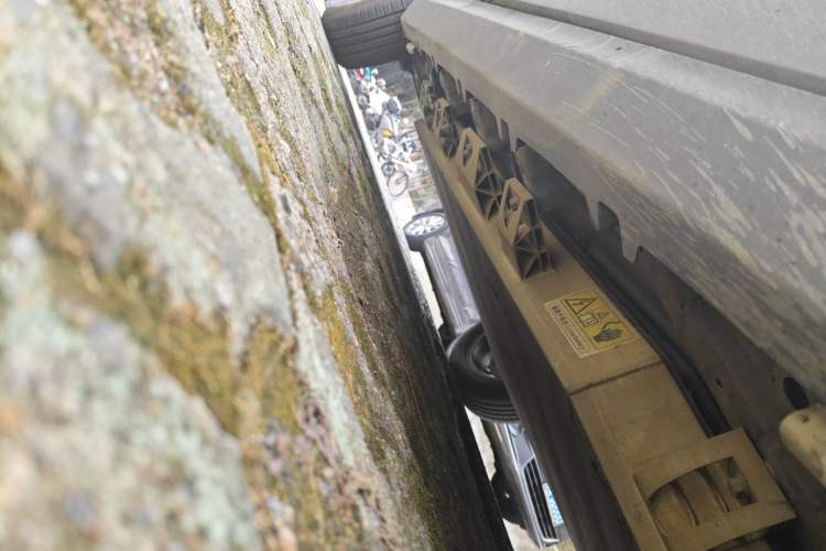 Used Leapmotor T03 2020 400 Luxury Edition Chassis Front Right