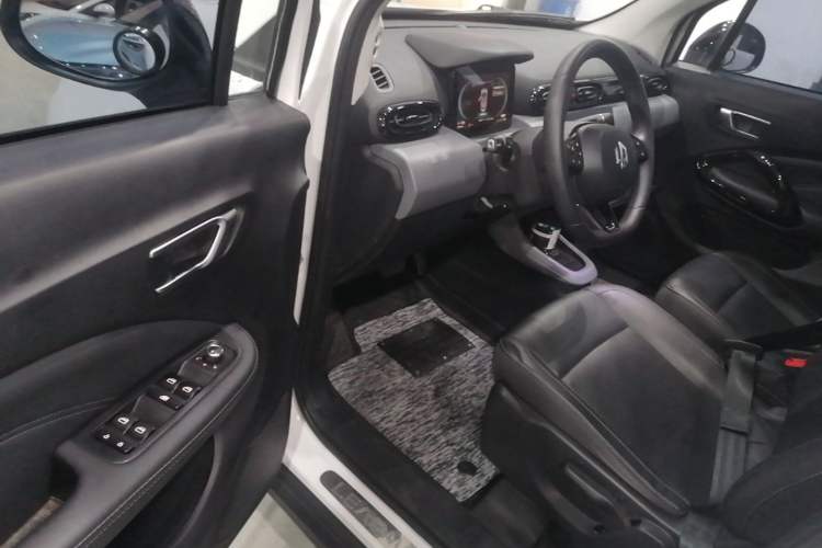 Used Leapmotor T03 2020 400 Luxury Edition Driver Seat