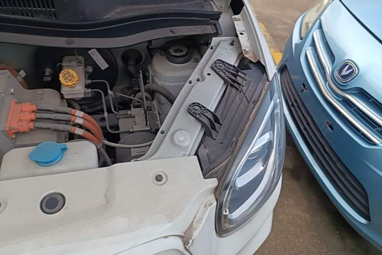 Used Leapmotor T03 2020 400 Luxury Edition Engine Bay Left
