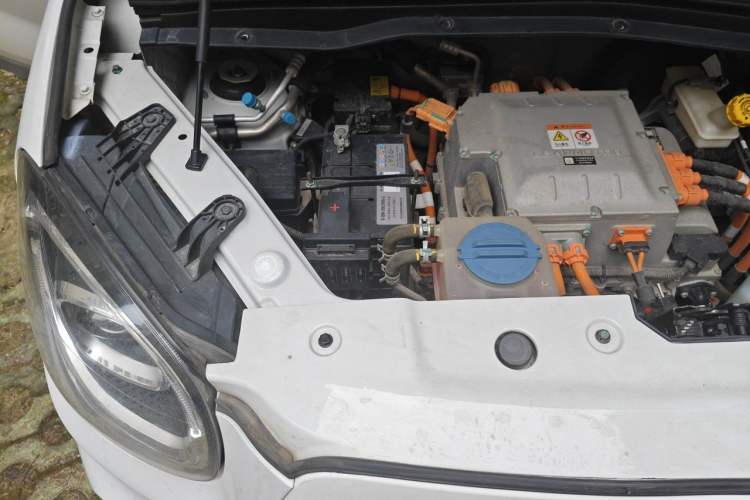 Used Leapmotor T03 2020 400 Luxury Edition Engine Bay Right