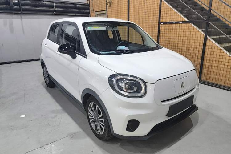 Used Leapmotor T03 2020 400 Lite Edition Front Right 45 Deg