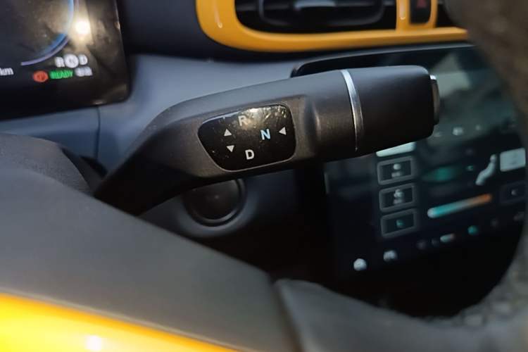 Used Leapmotor T03 2020 400 Luxury Edition Gear Lever