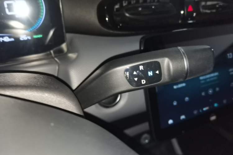 Used Leapmotor T03 2020 400 Lite Edition Gear Lever