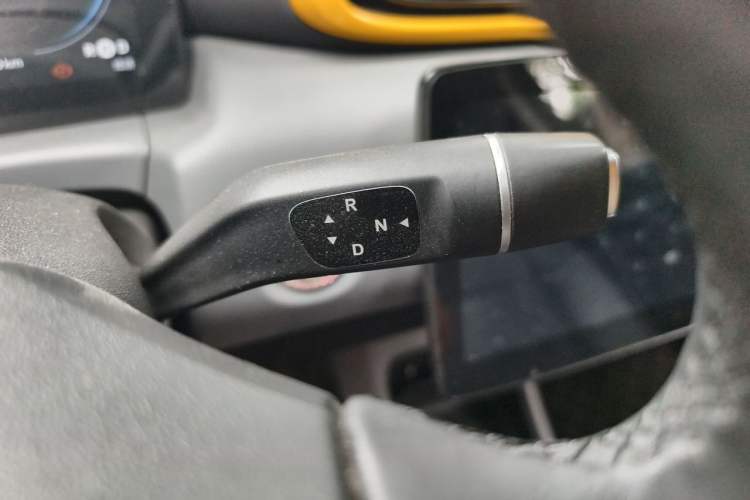 Used Leapmotor T03 2020 400 Luxury Edition Gear Lever