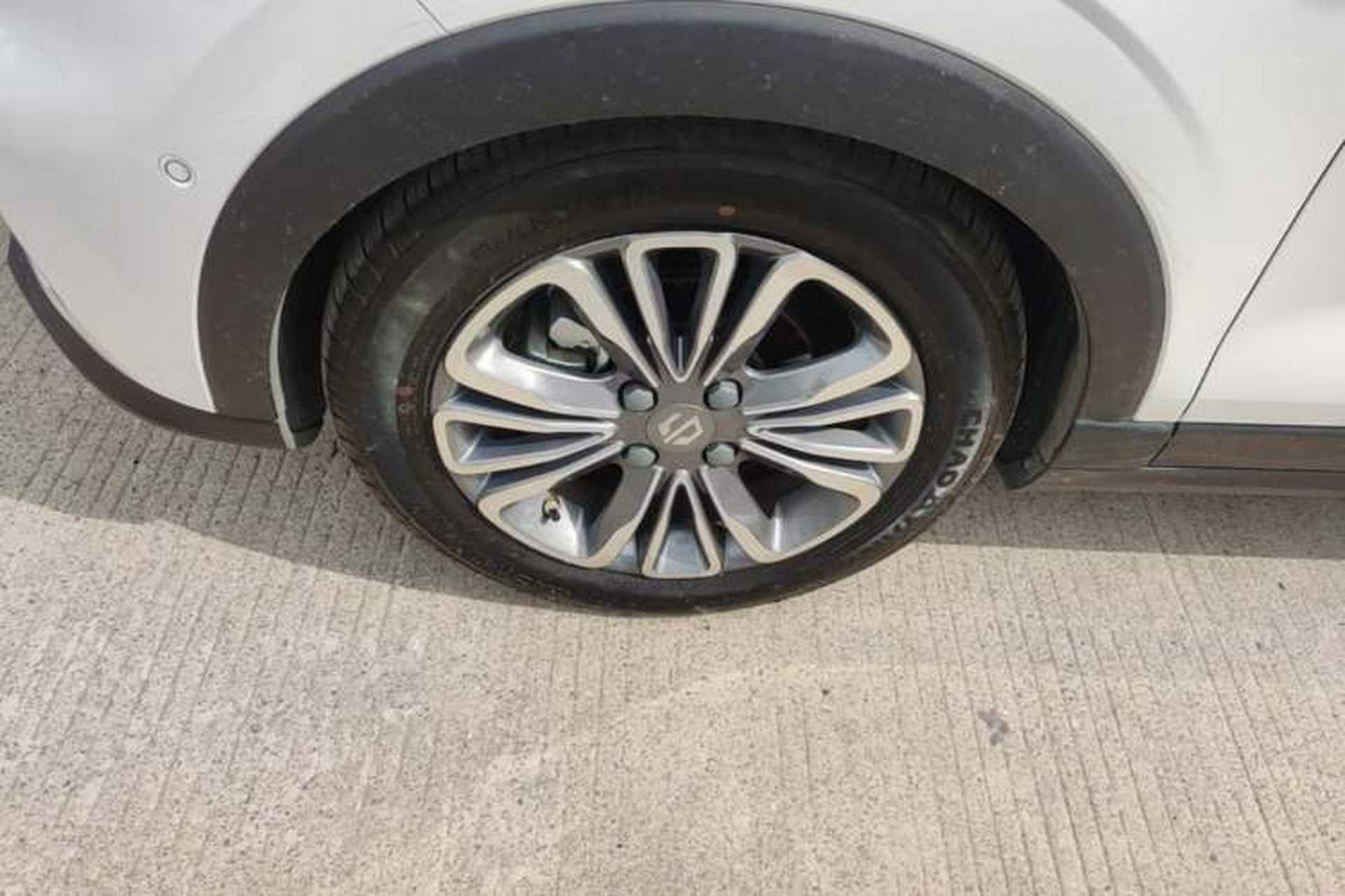 Used Leapmotor T03 2020 400 Luxury Edition Left Front Wheel Hub