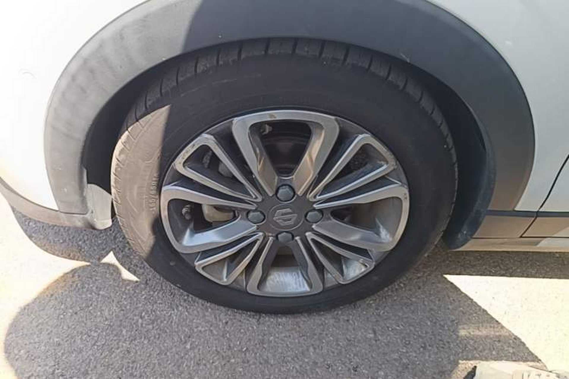 Used Leapmotor T03 2020 400 Luxury Edition Left Front Wheel Hub