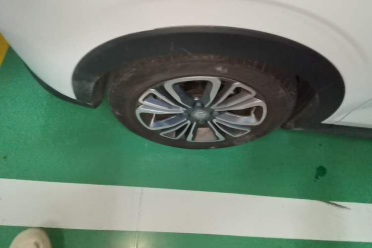 Used Leapmotor T03 2020 400 Lite Edition Left Front Wheel Hub