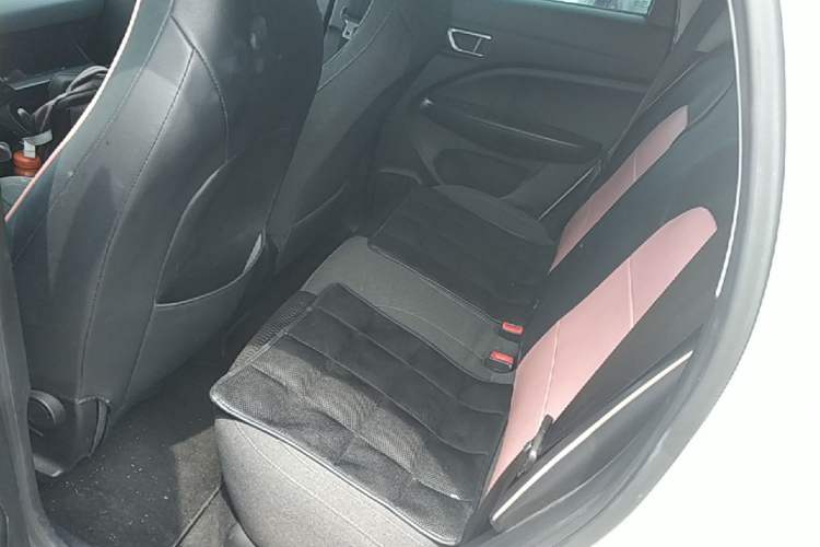 Used Leapmotor T03 2020 400 Lite Edition Left Rear Seat