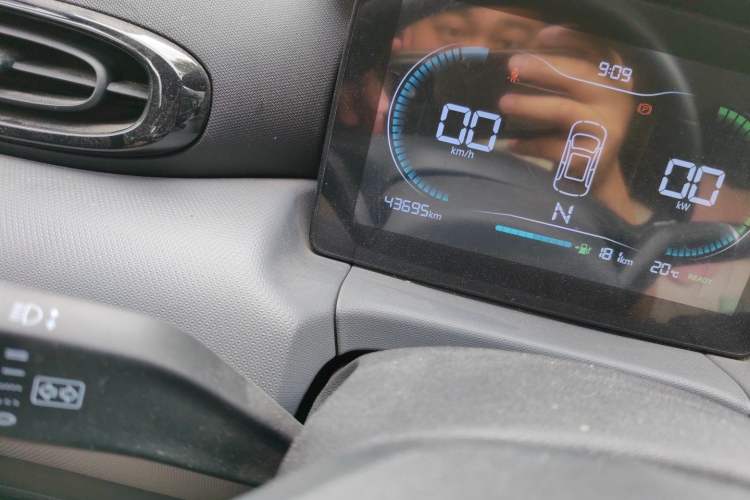 Used Leapmotor T03 2020 400 Lite Edition Odometer Close Up