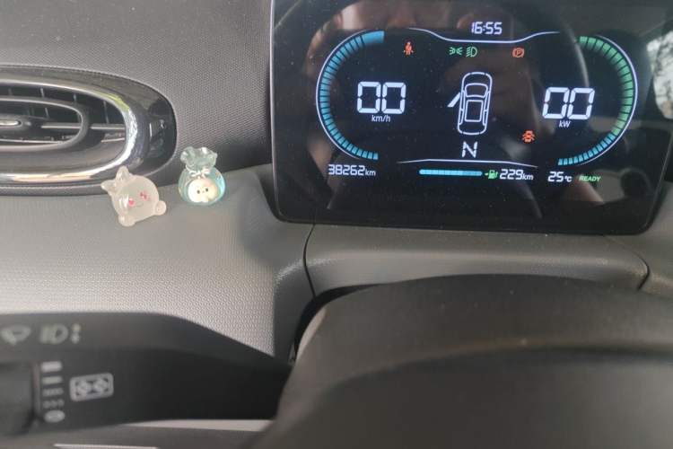 Used Leapmotor T03 2020 400 Lite Edition Odometer Close Up