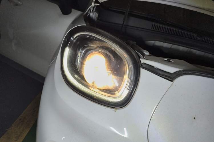 Used Leapmotor T03 2020 400 Lite Edition Right Front Headlight