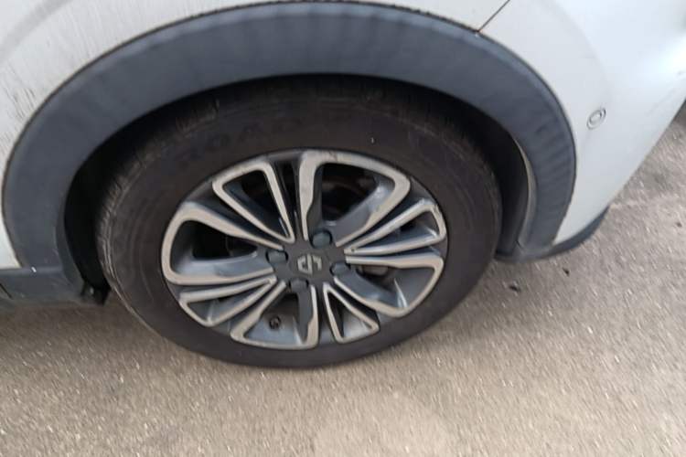 Used Leapmotor T03 2020 400 Luxury Edition Right Front Wheel Hub