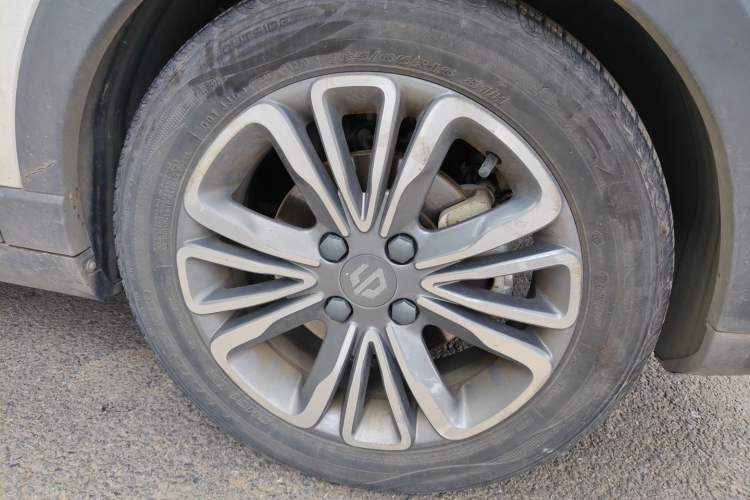 Used Leapmotor T03 2020 400 Lite Edition Right Front Wheel Hub