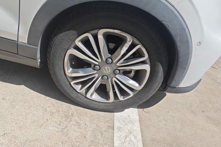 Used Leapmotor T03 2020 400 Luxury Edition Right Front Wheel Hub