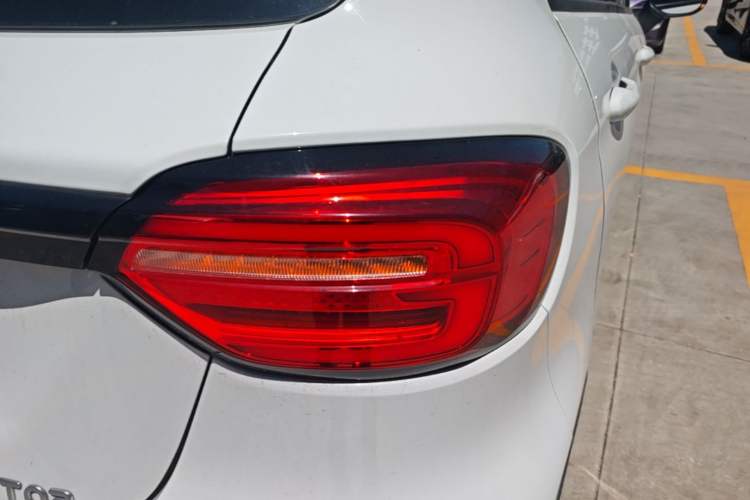 Used Leapmotor T03 2020 400 Lite Edition Right Rear Taillight