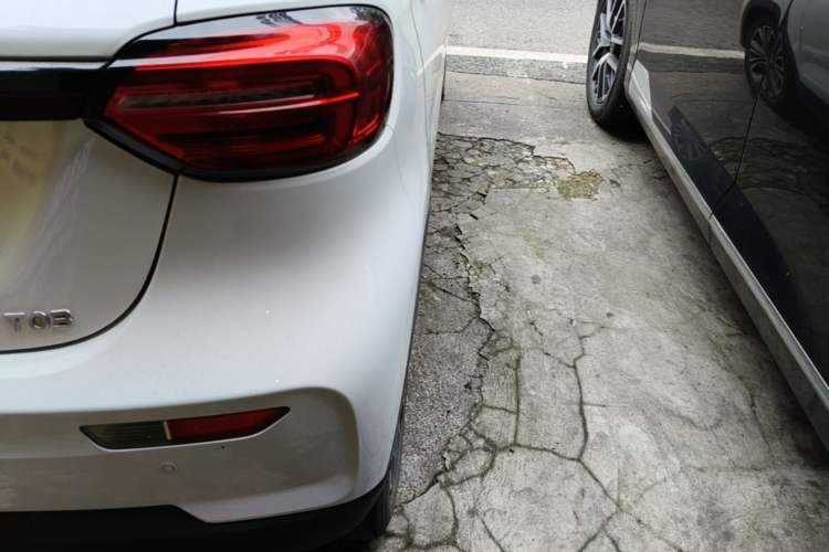 Used Leapmotor T03 2020 400 Lite Edition Right Rear Taillight