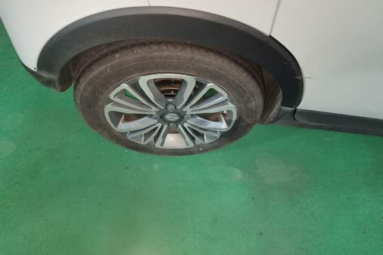 Used Leapmotor T03 2020 400 Lite Edition Right Rear Wheel Hub