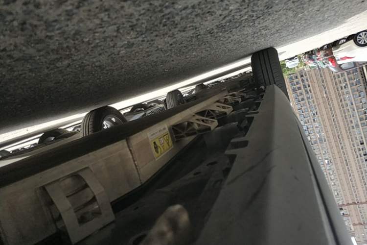 Used Leapmotor T03 2020 400 Lite Edition Right Side Sill