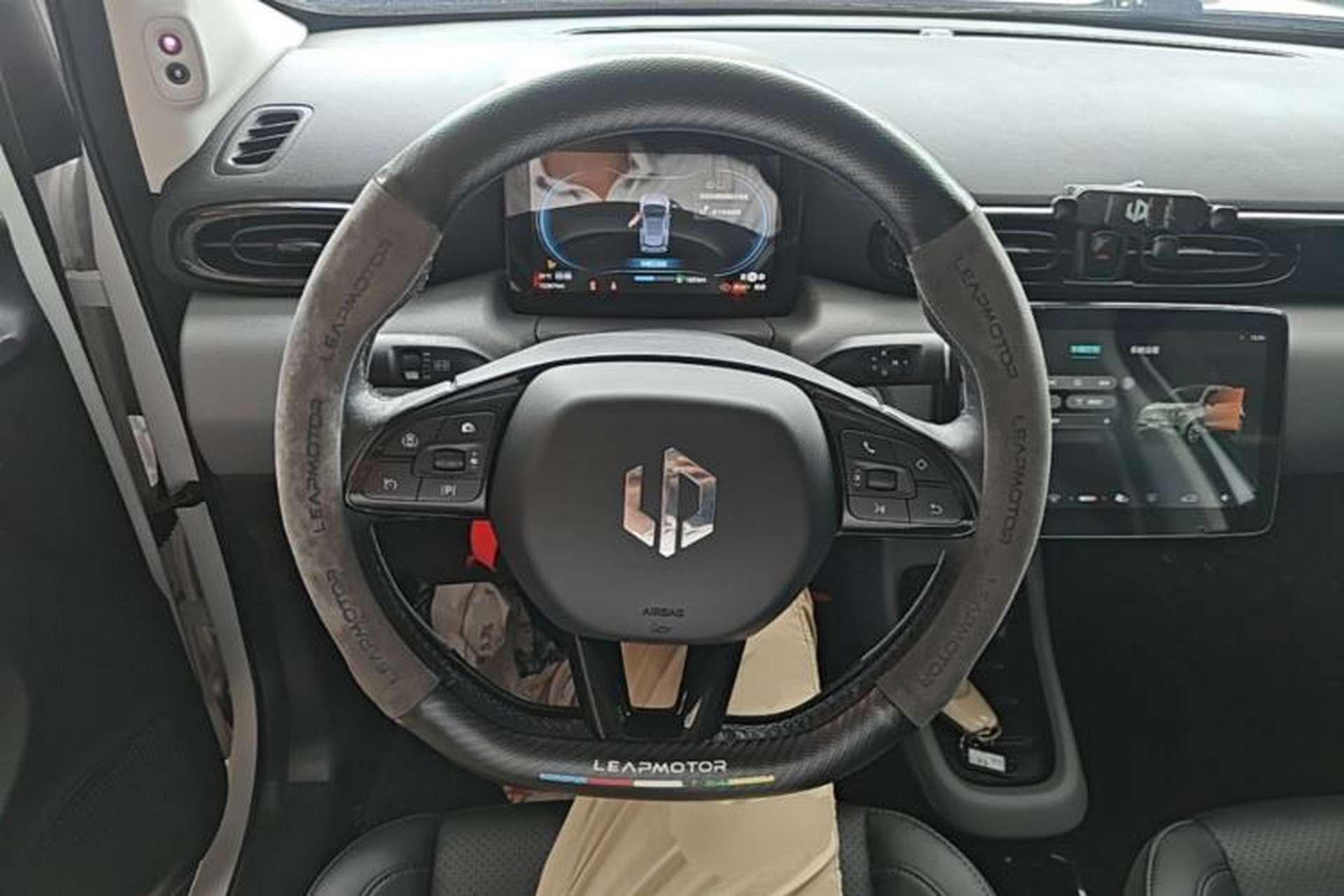 Used Leapmotor T03 2020 400 Luxury Edition Steering Wheel