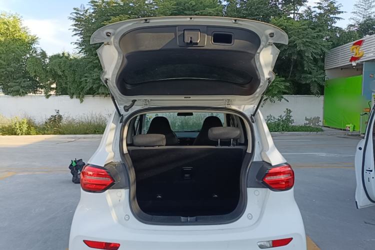 Used Leapmotor T03 2020 400 Lite Edition Trunk
