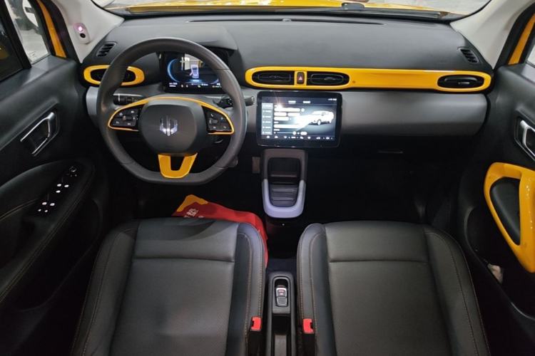 Used Leapmotor T03 2020 400 Luxury Edition Center Console