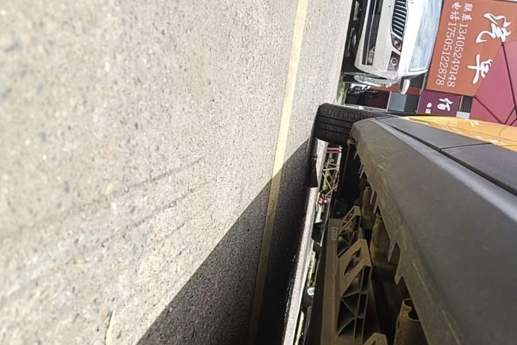 Used Leapmotor T03 2020 400 Luxury Edition Left Side Sill