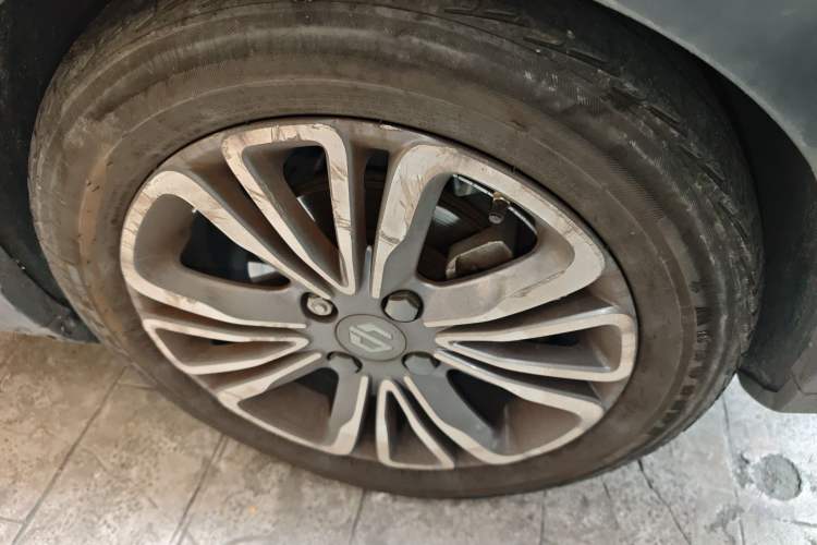 Used Leapmotor T03 2020 400 Lite Edition Right Front Wheel Hub