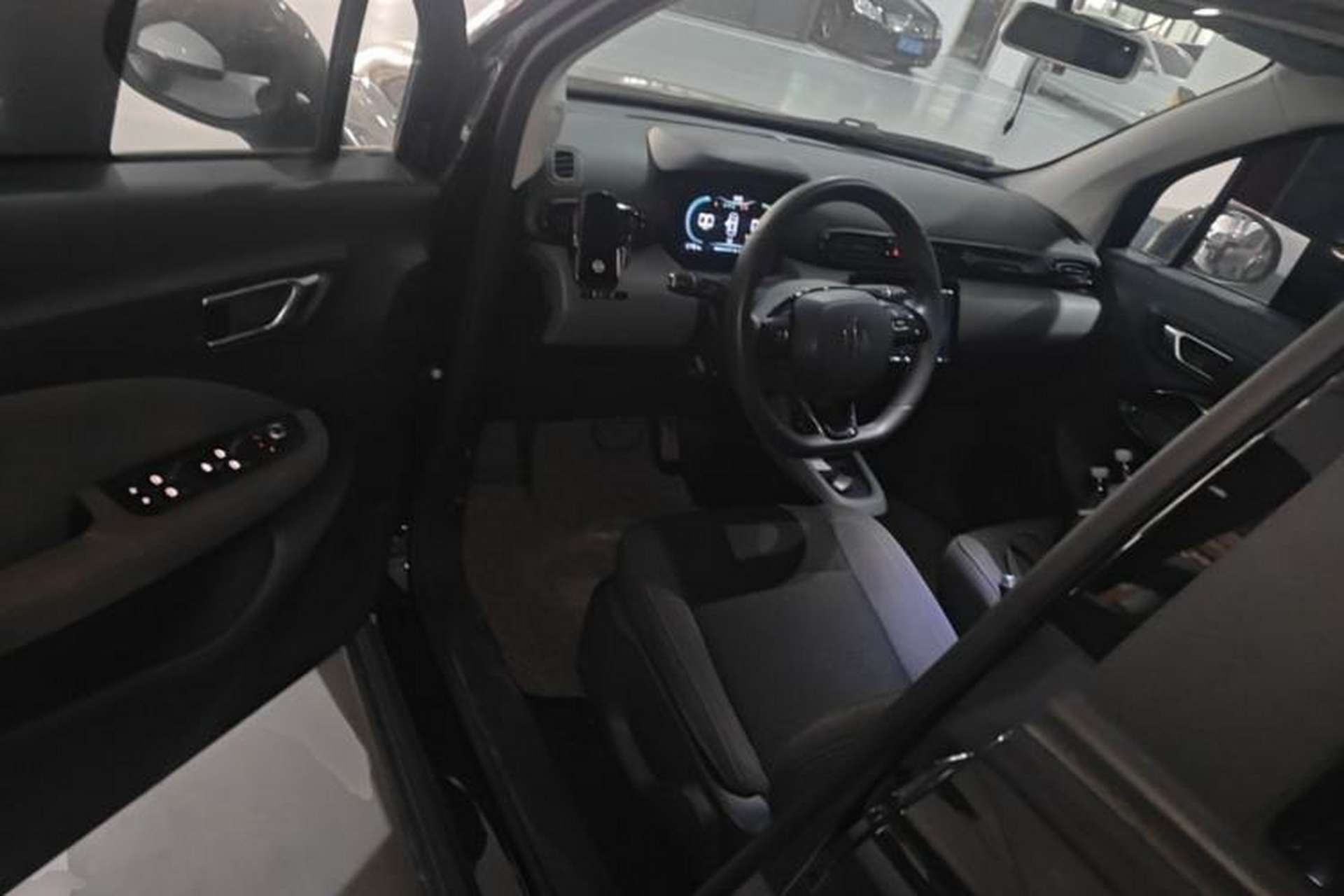 Used Leapmotor T03 2021 400 Lite Edition - Lithium-Ion Battery Driver Seat