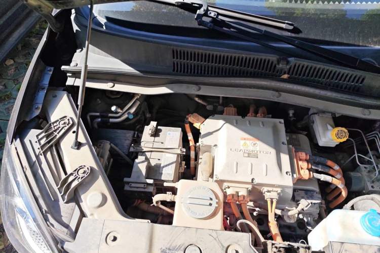 Used Leapmotor T03 2021 400 Lite Edition Lithium Iron Phosphate Engine Bay Right