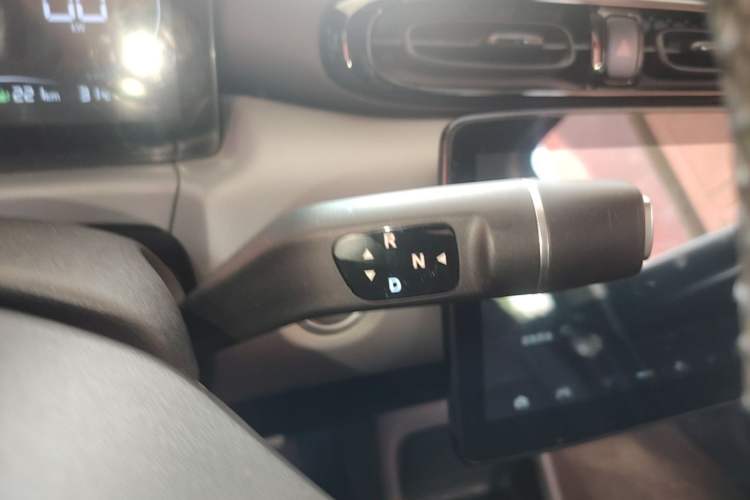 Used Leapmotor T03 2021 400 Online Booking Version Gear Lever