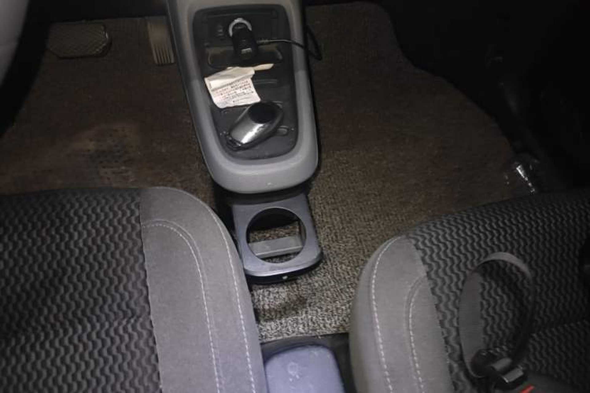 Used Leapmotor T03 2021 400 Lite Edition - Lithium-Ion Battery Gear Lever