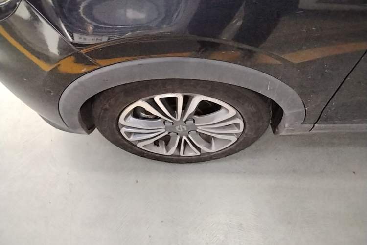 Used Leapmotor T03 2021 400 Luxury Edition Left Front Wheel Hub