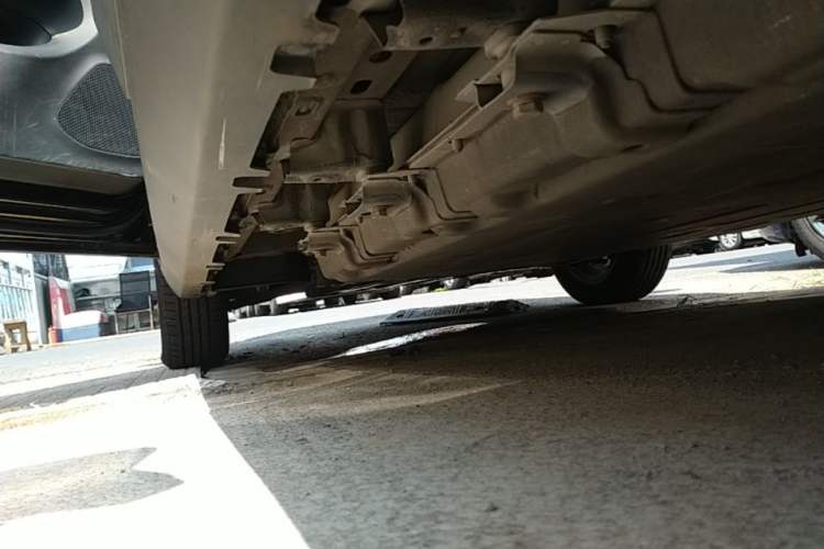 Used Leapmotor T03 2021 400 Lite Edition - Lithium-Ion Battery Left Side Sill