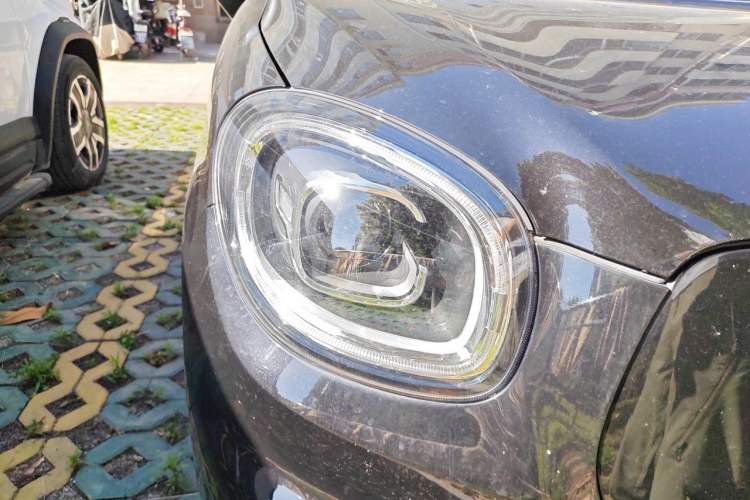 Used Leapmotor T03 2021 400 Lite Edition Lithium Iron Phosphate Right Front Headlight