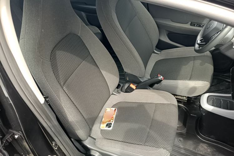 Used Leapmotor T03 2021 400 Lite Edition - Lithium-Ion Battery Right Front Seat