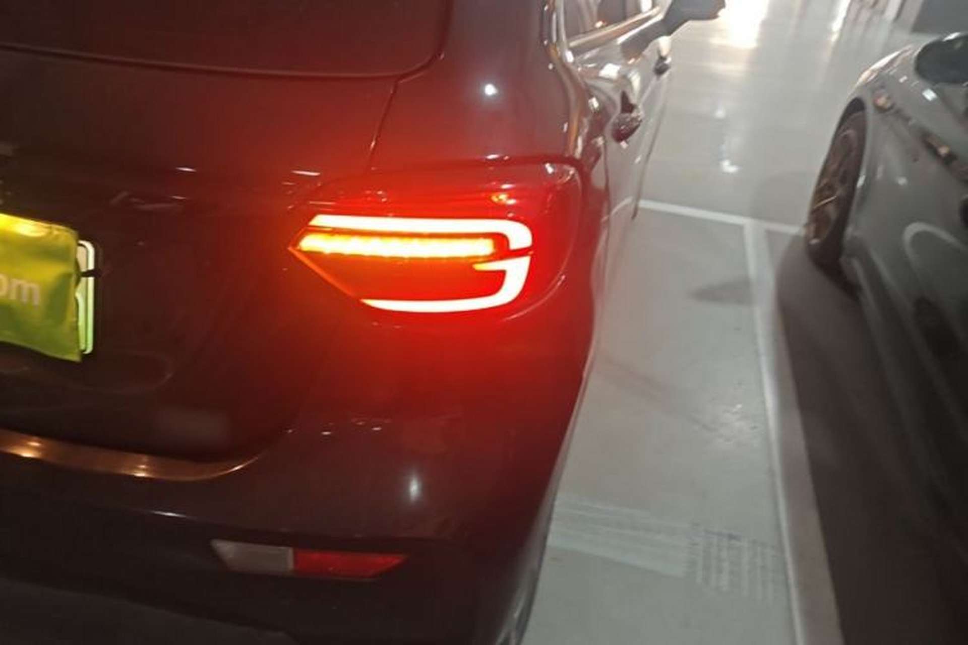 Used Leapmotor T03 2021 400 Lite Edition - Lithium-Ion Battery Right Rear Taillight