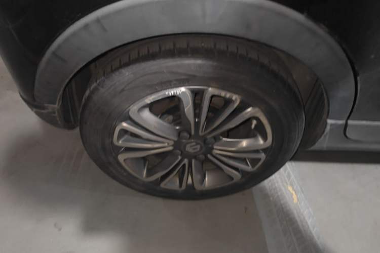 Used Leapmotor T03 2021 400 Lite Edition - Lithium-Ion Battery Right Rear Wheel Hub