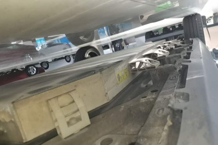 Used Leapmotor T03 2021 400 Luxury Edition Right Side Sill