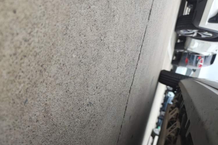 Used Leapmotor T03 2021 400 Luxury Edition Right Side Sill