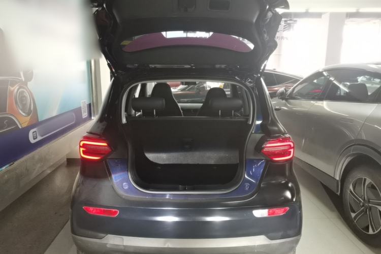 Used Leapmotor T03 2021 400 Luxury Edition Trunk